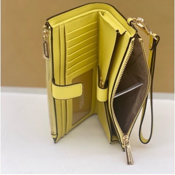 Michael Kors DoubleZip Wallet Wristlet Phone Case Sunshine - Picture 8 of 11